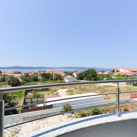 Apartmani Martin Mit Beheiztem Pool With Heated Pool Bibinje Buitenkant foto