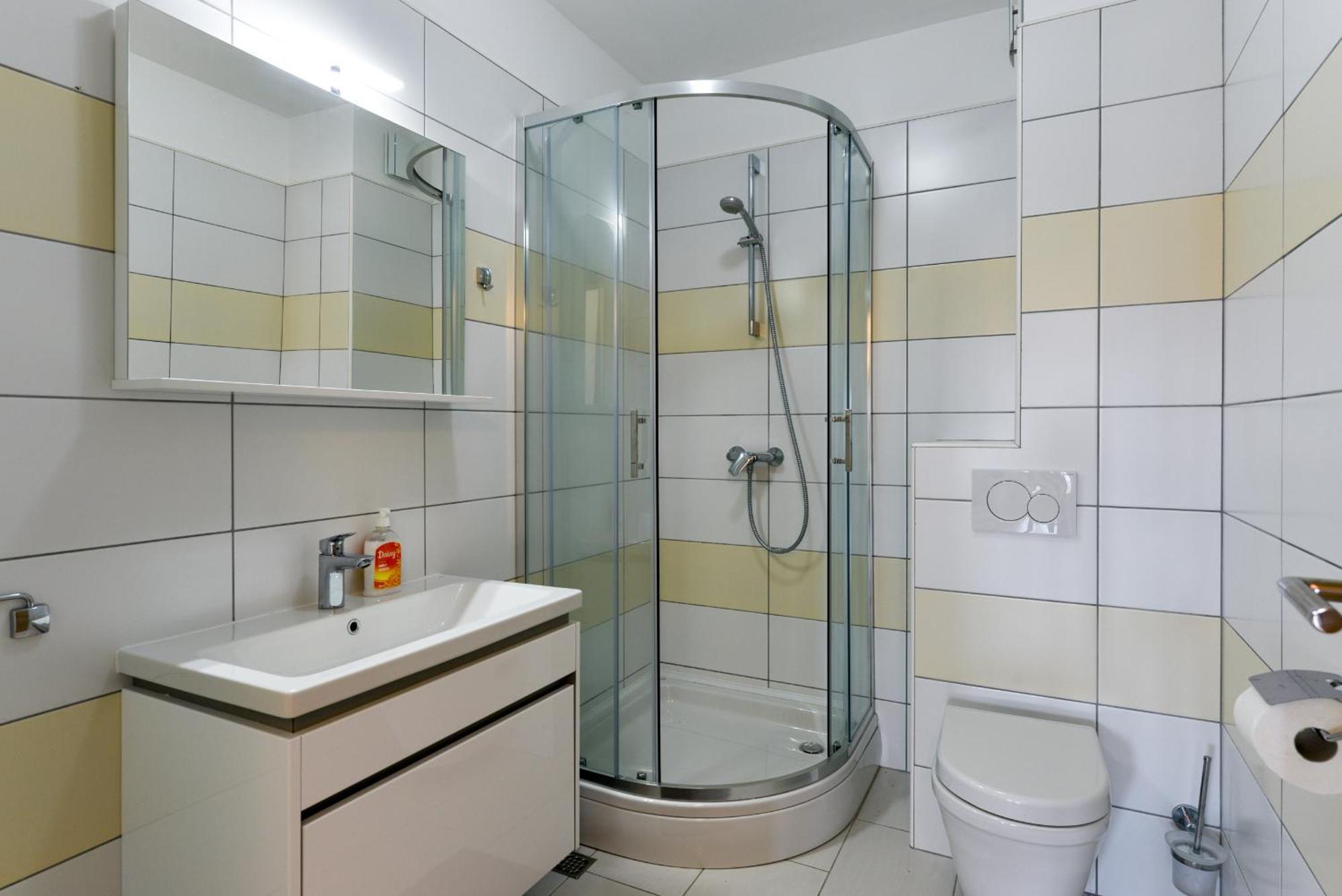 Apartmani Martin Mit Beheiztem Pool With Heated Pool Bibinje Buitenkant foto