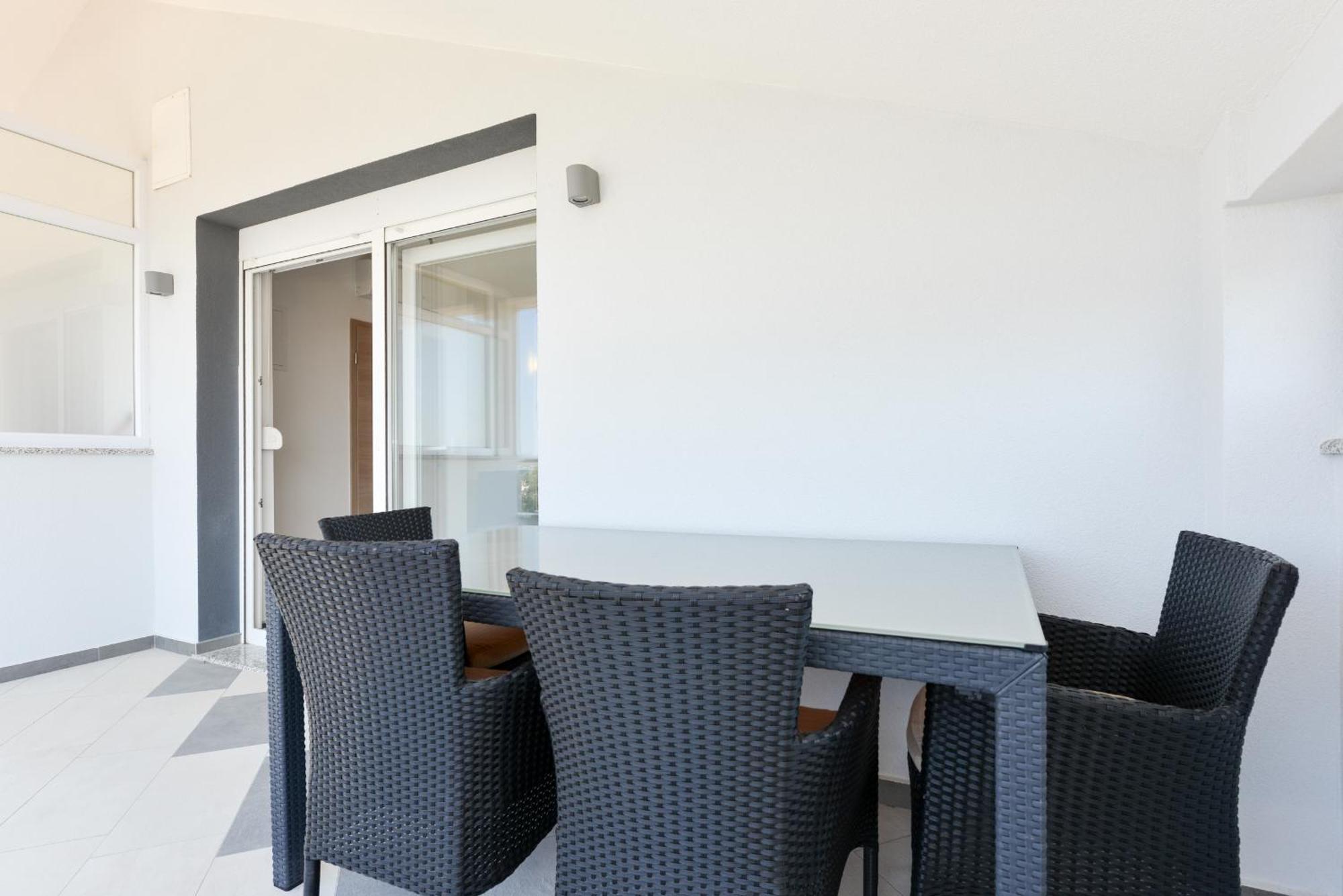 Apartmani Martin Mit Beheiztem Pool With Heated Pool Bibinje Buitenkant foto