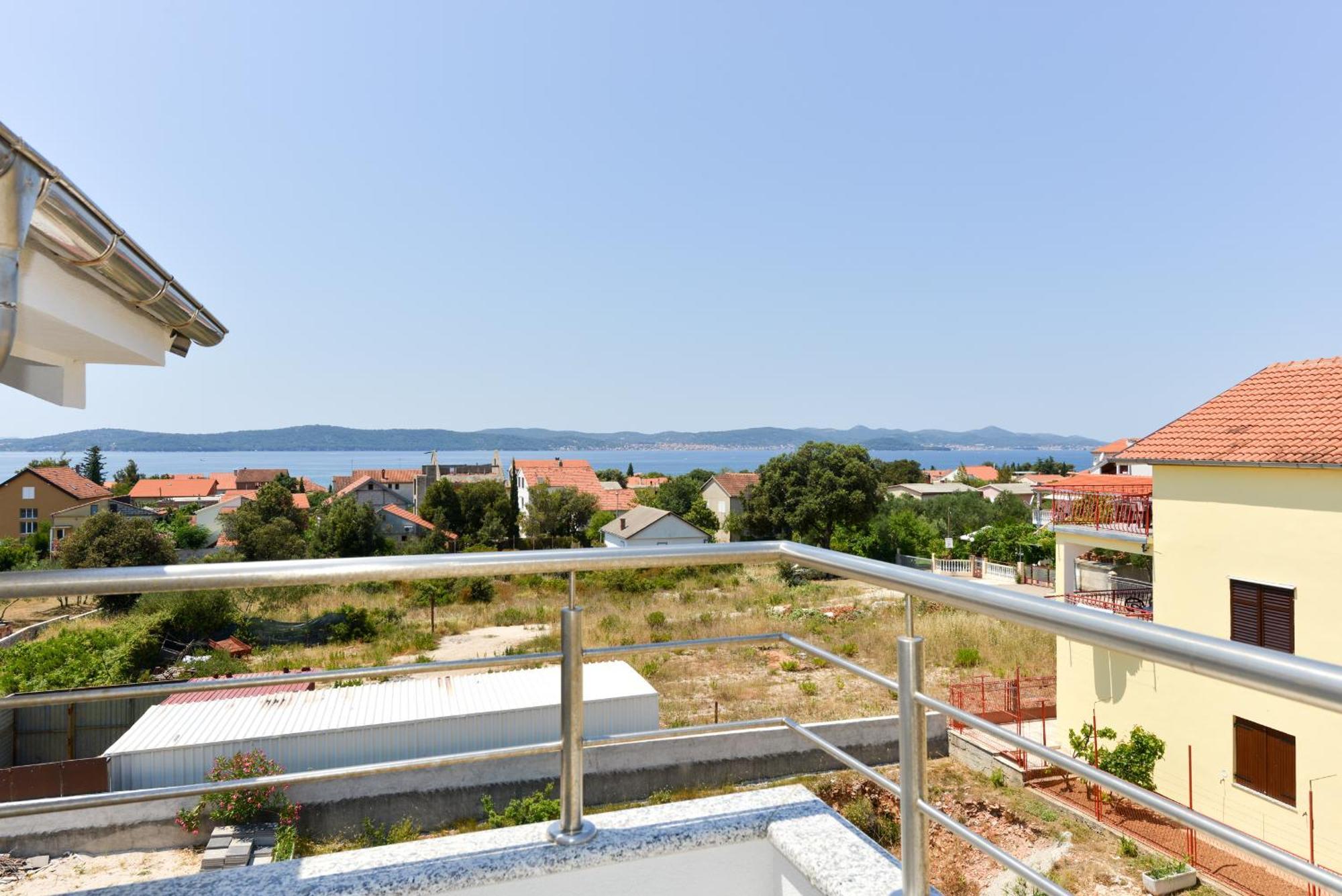 Apartmani Martin Mit Beheiztem Pool With Heated Pool Bibinje Buitenkant foto